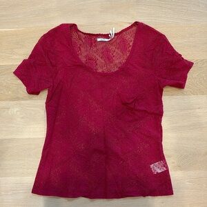 Lace see through tshirt with scoop neck